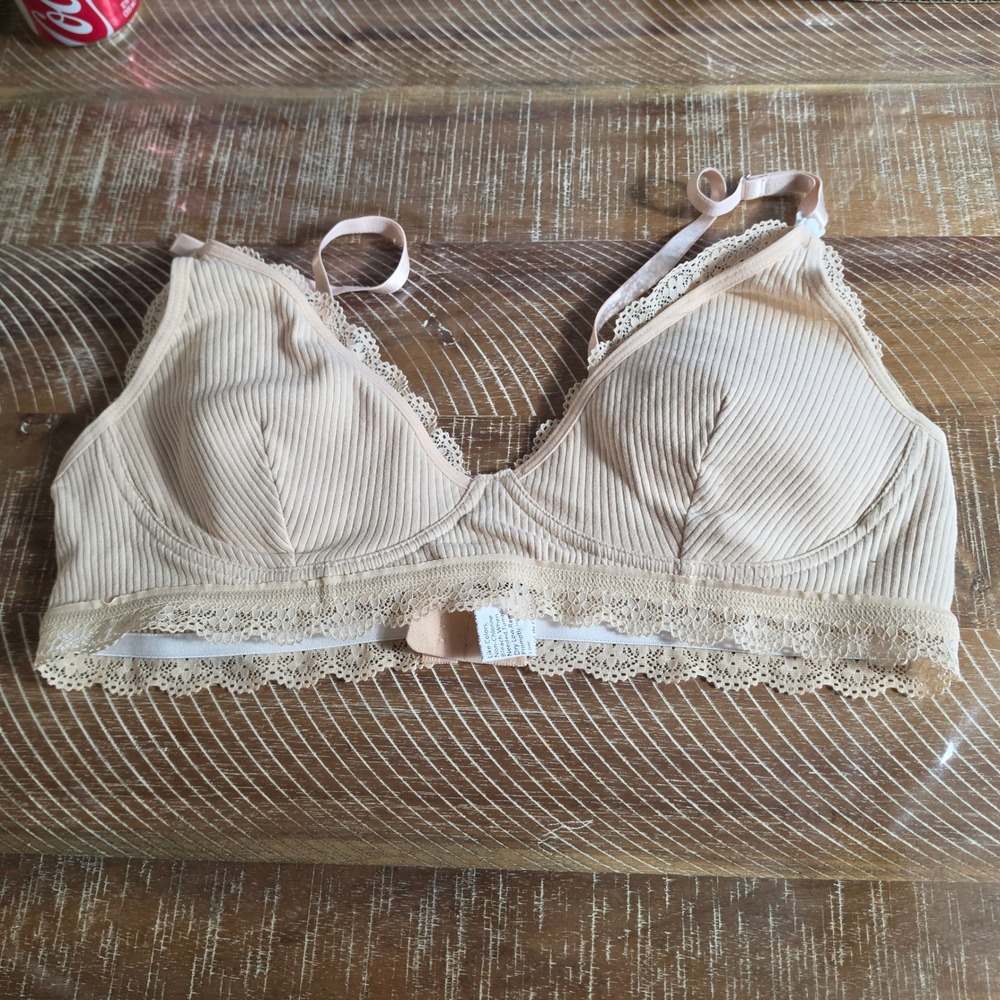 Triumph‎ Natural Spotlight Women's Maternity Bra in Fresh Powder XL